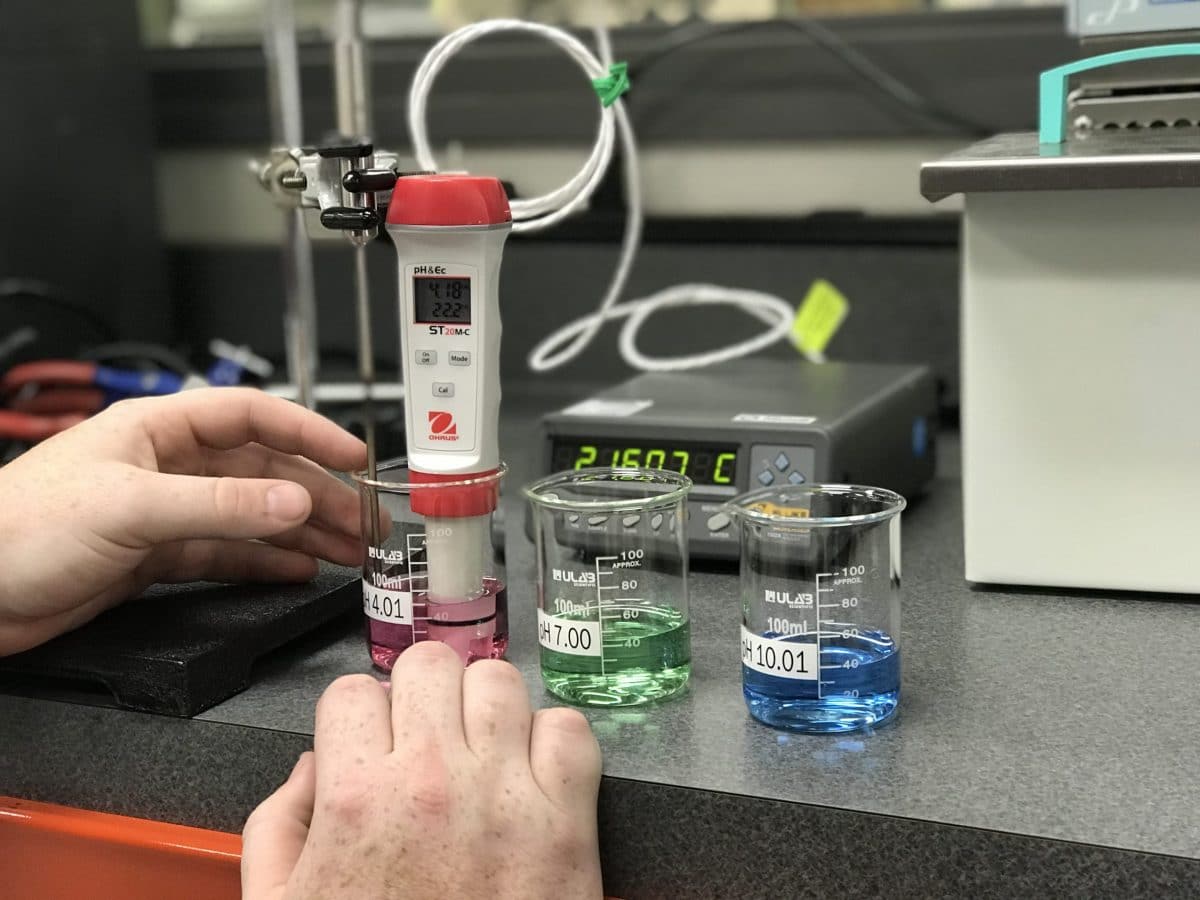 pH measurement equipment calibration