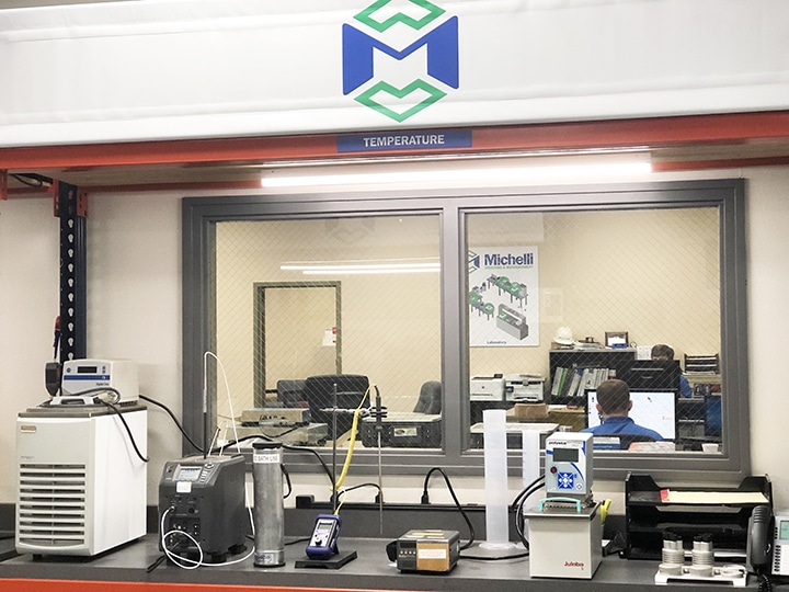 Temperature calibration bench in Michelli cal lab Temperature calibration bench in Michelli cal lab