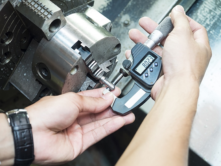 Using a micrometer to measure outside diameter