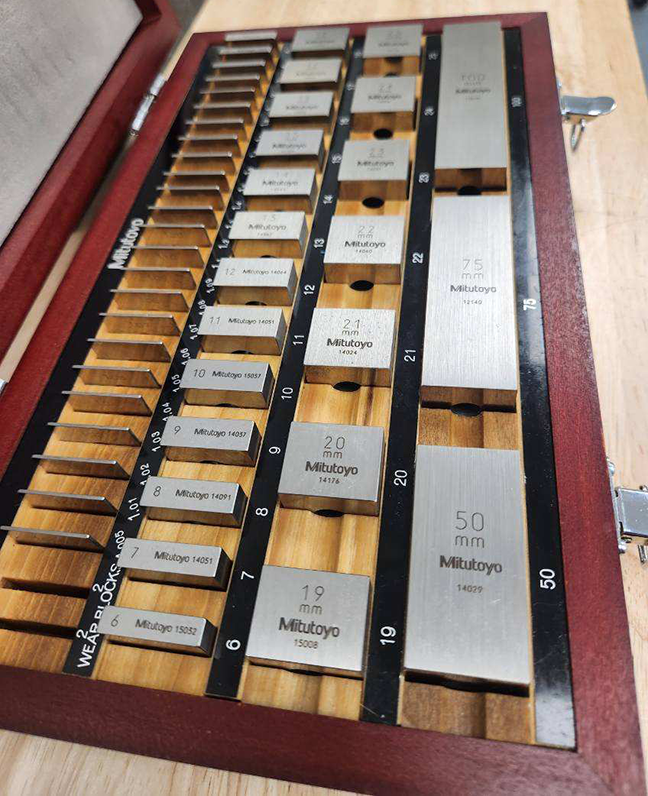 Set of steel gauge blocks in wooden case