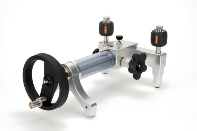 Additel Hydraulic Pressure Pump used in hydraulic pressure calibration